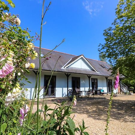 Villa The Coach House à Ryde  Extérieur photo